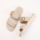 Women's sandals with a "walking on clouds" feel, perfect for summer 2025. Soft-soled, non-slip, beach shoes, stylish flip-flops for vacations